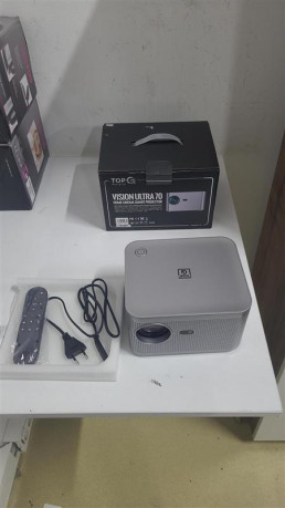 TopG VISION ULTRA70 HOME PROJECTOR(OUTLET)