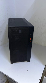 FSP CMT580B E-ATX GAMİNG KASA(OUTLET)