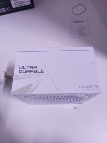 GIGABYTE GP-UD1000GM PG5 ICE 1000W POWER S(OUTLET)