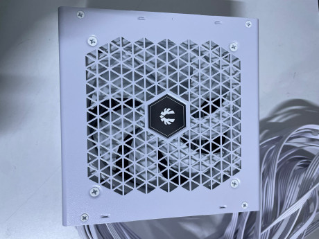 BITFENIX BPAB 850W 80+ BRONZE GUC KAYNAGI BEYAZ