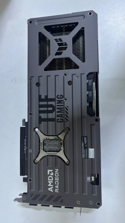 ASUS TUF Gaming RadeonTUF-RX9070-O16G-GAMI(OUTLET)