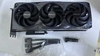 PNY RTX 5080 16GB GDDR7 256Bit (VCG508016T(OUTLET)