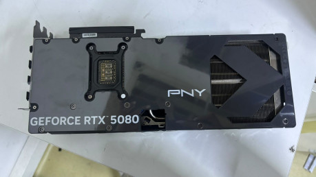 PNY RTX 5080 16GB GDDR7 256Bit (VCG508016T(OUTLET)