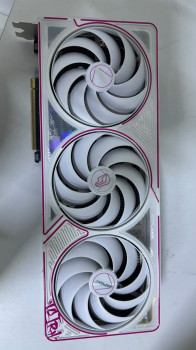 COLORFUL iGame RTX 5080 Ultra 16GB GDDR7 2(OUTLET)