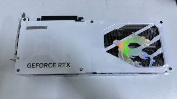 MSI GEFORCE RTX 5070 12G GAMING TRIO OC WH(OUTLET)
