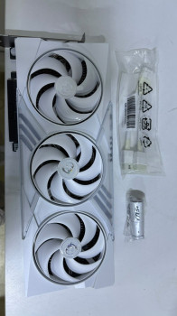 MSI GEFORCE RTX 5070 12G GAMING TRIO OC WH(OUTLET)
