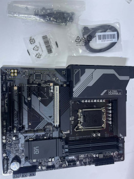 GIGABYTE Z790 D INTEL LGA 1700 DDR4 5333MH(OUTLET)