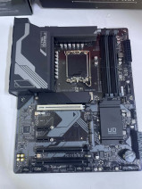GIGABYTE Z790 D INTEL LGA 1700 DDR4 5333MH(OUTLET)