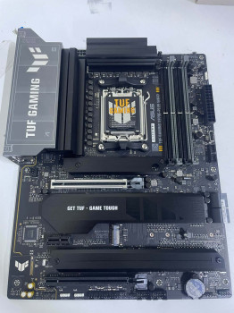 ASUS TUF GAMING X870E-PLUS WIFI7 AMD AM5 D(OUTLET)
