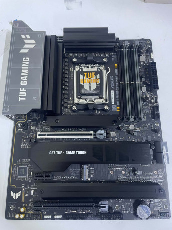 ASUS TUF GAMING X870E-PLUS WIFI7 AMD AM5 D(OUTLET)