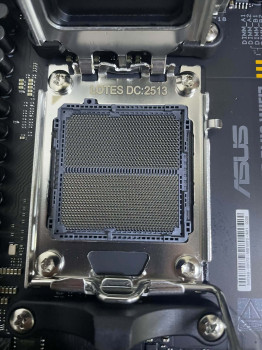 ASUS TUF GAMING X870E-PLUS WIFI7 AMD AM5 D(OUTLET)