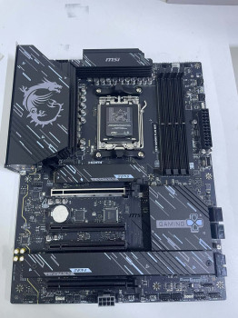 MSI X870 GAMING PLUS WIFI ANAKART(OUTLET)