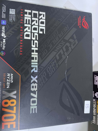ASUS ROG CROSSHAIR X870E HERO AMD AM5 DDR5(OUTLET)