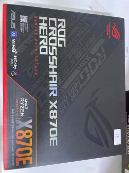 ASUS ROG CROSSHAIR X870E HERO AMD AM5 DDR5(OUTLET)