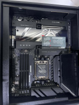 ASUS ROG CROSSHAIR X870E HERO AMD AM5 DDR5(OUTLET)