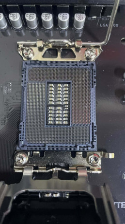 GIGABYTE Z790 D INTEL LGA 1700 DDR4 5333MH(OUTLET)