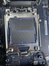 ASUS ROG STRIX B850-I GAMING WIFI AMD ANAK(OUTLET)
