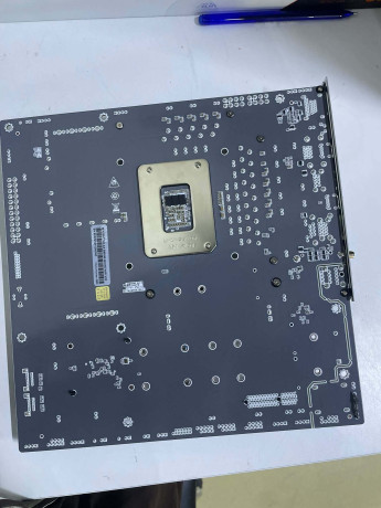 COLORFUL BATTLE-AX B860M-WHITE WIFI V20 DD(OUTLET)