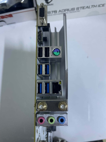 COLORFUL BATTLE-AX B760M-G WHITE WIFI V20 (OUTLET)