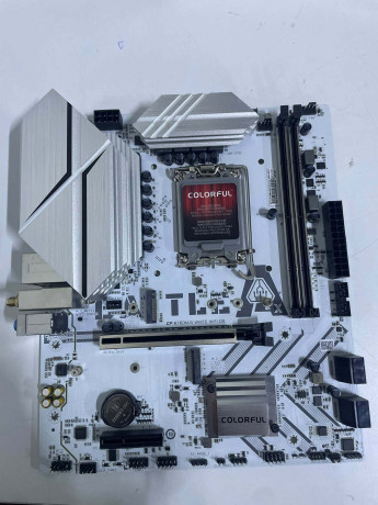 COLORFUL BATTLE-AX B760M-G WHITE WIFI V20 (OUTLET)