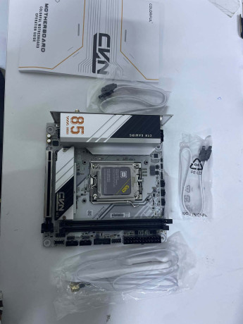 COLORFUL CVN B850I GAMING FROZEN V14 DDR5 (OUTLET)