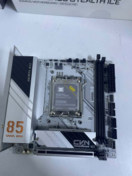 COLORFUL CVN B850I GAMING FROZEN V14 DDR5 (OUTLET)