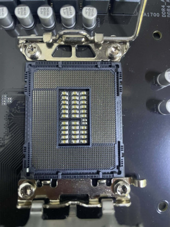 GIGABYTE ANAKART INTEL LGA1700 ATX B760 DS(OUTLET)