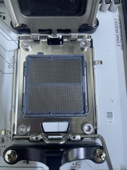 MSI B850 GAMING PLUS WIFI6E DDR5 ANAKART(OUTLET)