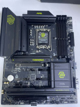 MSI MAG B860 TOMAHAWK WIFI INTEL DDR5 ANAK(OUTLET)