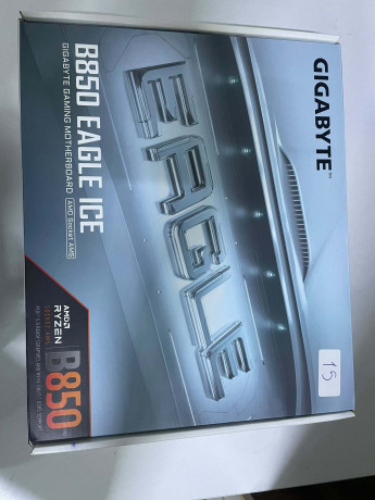 GIGABYTE B850 EAGLE ICE AMD ANAKART(OUTLET)