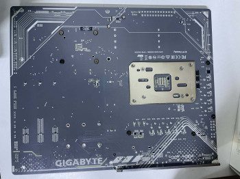 GIGABYTE B850 EAGLE ICE AMD ANAKART(OUTLET)