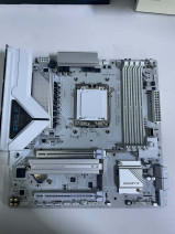 GIGABYTE B850M EAGLE WIFI6E ICE AMD ANAKAR(OUTLET)