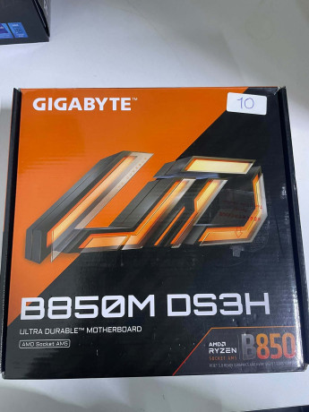 GIGABYTE ANAKART AMD AM5 MATX B850M DS3H(OUTLET)
