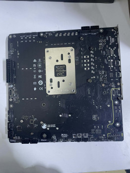 MSI B650M PROJECT ZERO AM5 DDR5 7600MHZ(OUTLET)