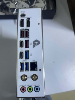 MSI PRO B850M-A WIFI PZ DDR5 ANAKART 8200M(OUTLET)