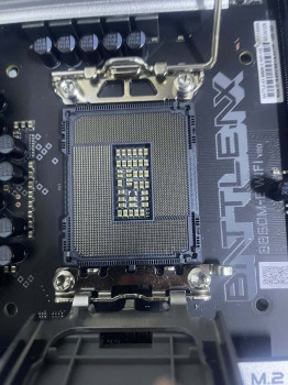COLORFUL BATTLE-AX B860M-E WIFI V20 DDR5 7(OUTLET)