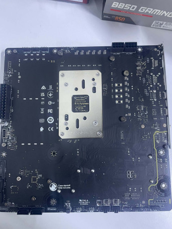 MSI B650M PROJECT ZERO AM5 DDR5 7600MHZ(OUTLET)