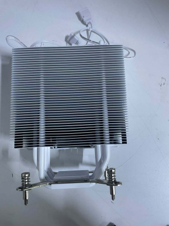 SEGOTEP Frozen Tower T6 Beyaz 120mm Hava S(OUTLET)
