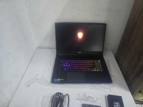 MSI KATANA 17 HX B14WFK216XTR NOTEBOOK(OUTLET)
