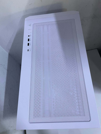 XPG STARKERAIRBTFMTA-WHCWW BEYAZ KASA(OUTLET)