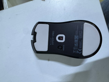 RAZER RZ01-05120100-R3G1 Viper V3 Pro Kbs.(OUTLET)