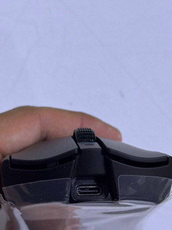 RAZER RZ01-05120100-R3G1 Viper V3 Pro Kbs.(OUTLET)