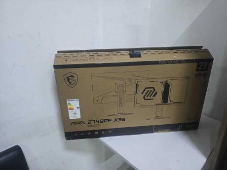MSI 27