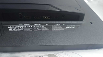 GIGABYTE G27U 27
