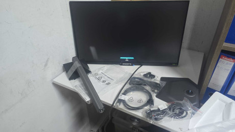 GIGABYTE G27U 27