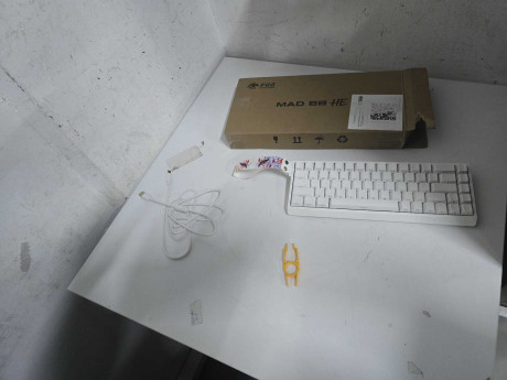 FGG MADLIONS MAD68 KLAVYE RGB AMBER PRO SW(OUTLET)